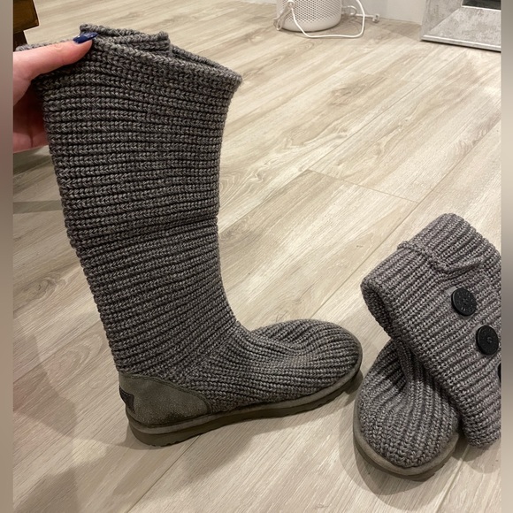 Knit Cardy Ugg Boots - Picture 5 of 8